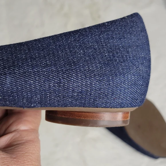 Clarks Artisan Blue Flat Shoes Women's Size 8.5 - Picture 6 of 9